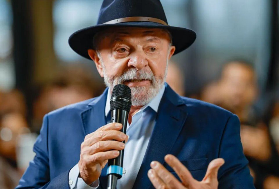 TSE aceita processar ação do Novo contra Lula e Alckmin por desfile de Carnaval