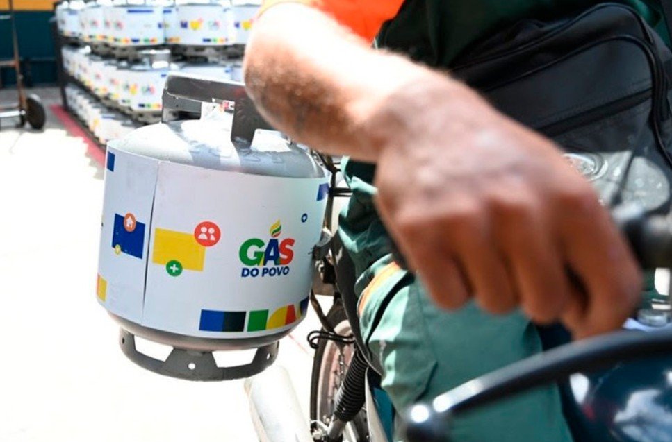 Caixa libera vale-recarga do programa Gás do Povo nesta segunda-feira