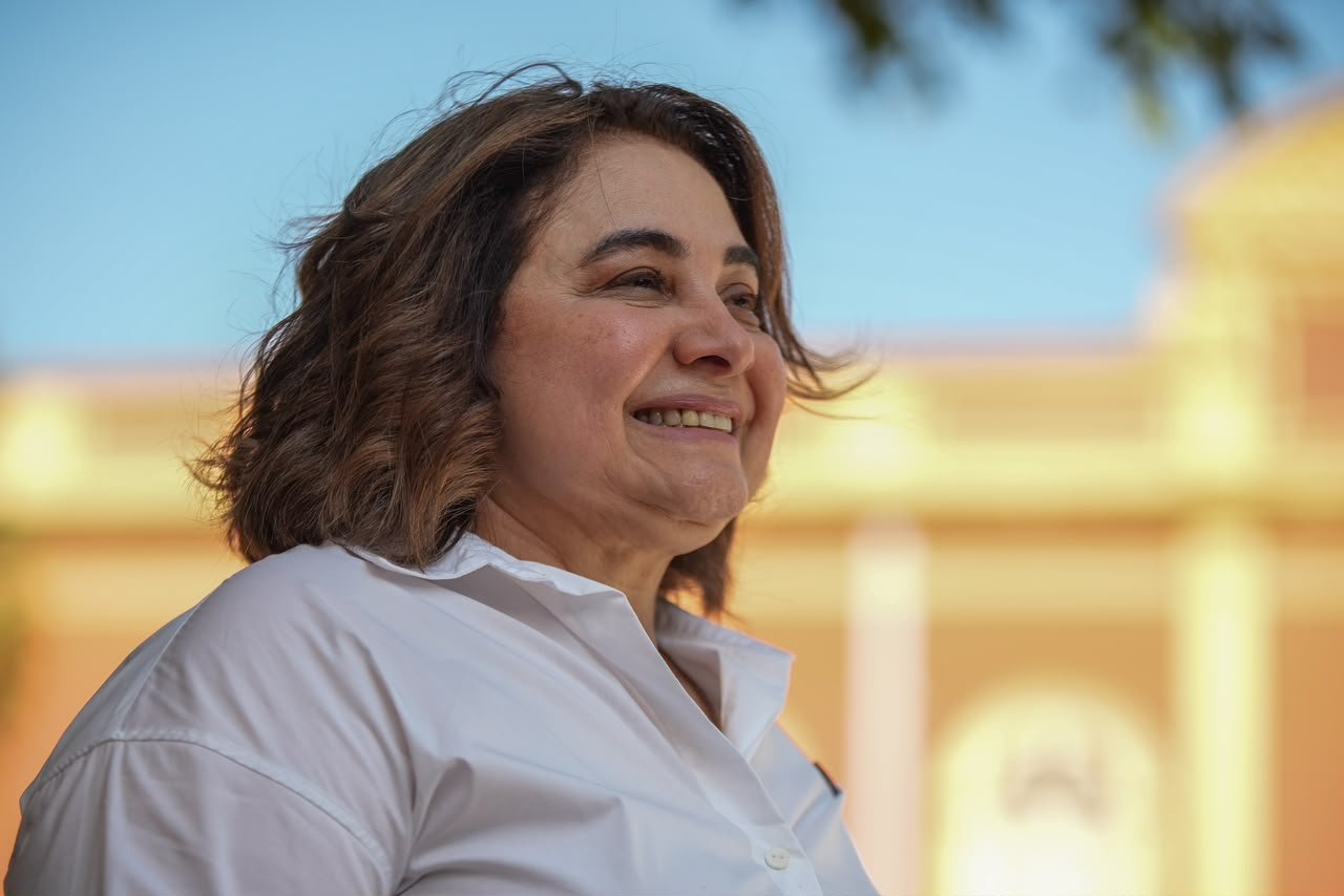Maria do Carmo propõe projeto de "Praças Digitais" para expandir internet gratuita no interior do Amazonas