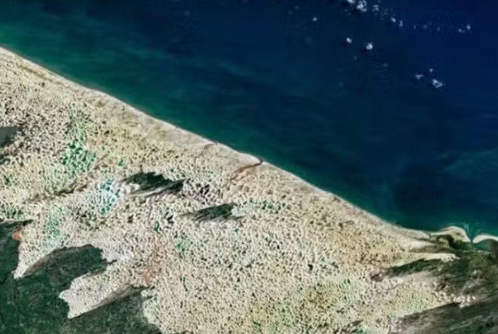 NASA destaca Lençóis Maranhenses em imagem impressionante vista do espaço