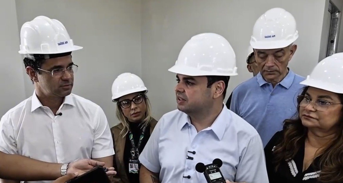 Roberto Cidade vistoria obras de reforma e ampliação na Maternidade Azilda Marreiro