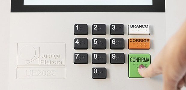 Veja a ordem em que os seis cargos aparecem na urna eletrônica