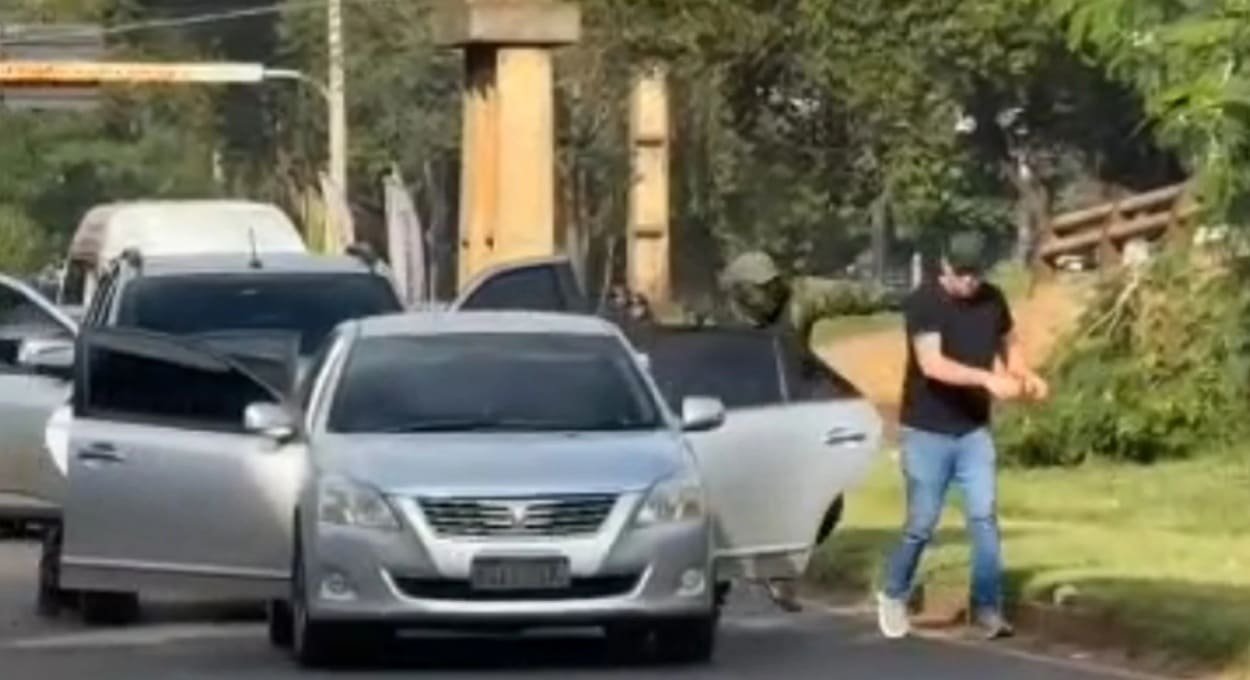 Brasileiros são feitos reféns em assalto a carga de celulares em Ciudad del Este