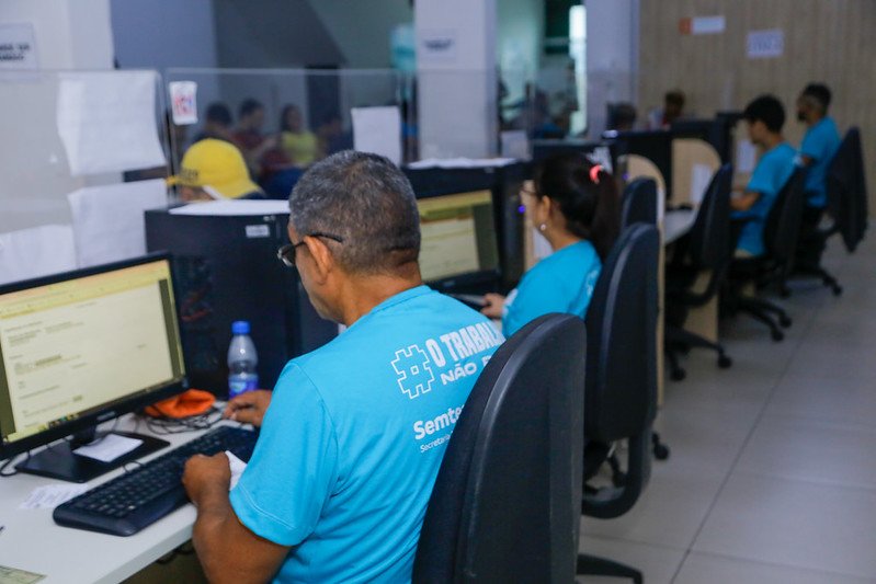 Sine Manaus oferta 845 vagas de emprego nesta quinta; confira