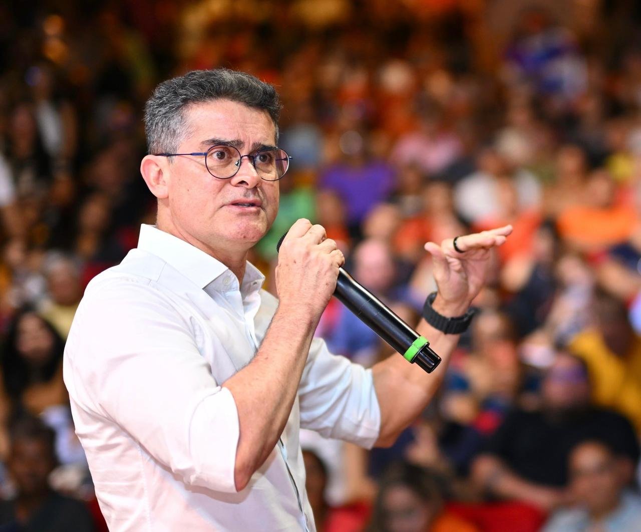Fim das Viagens a Manaus: David Almeida propõe app para centralizar serviços públicos estaduais no celular