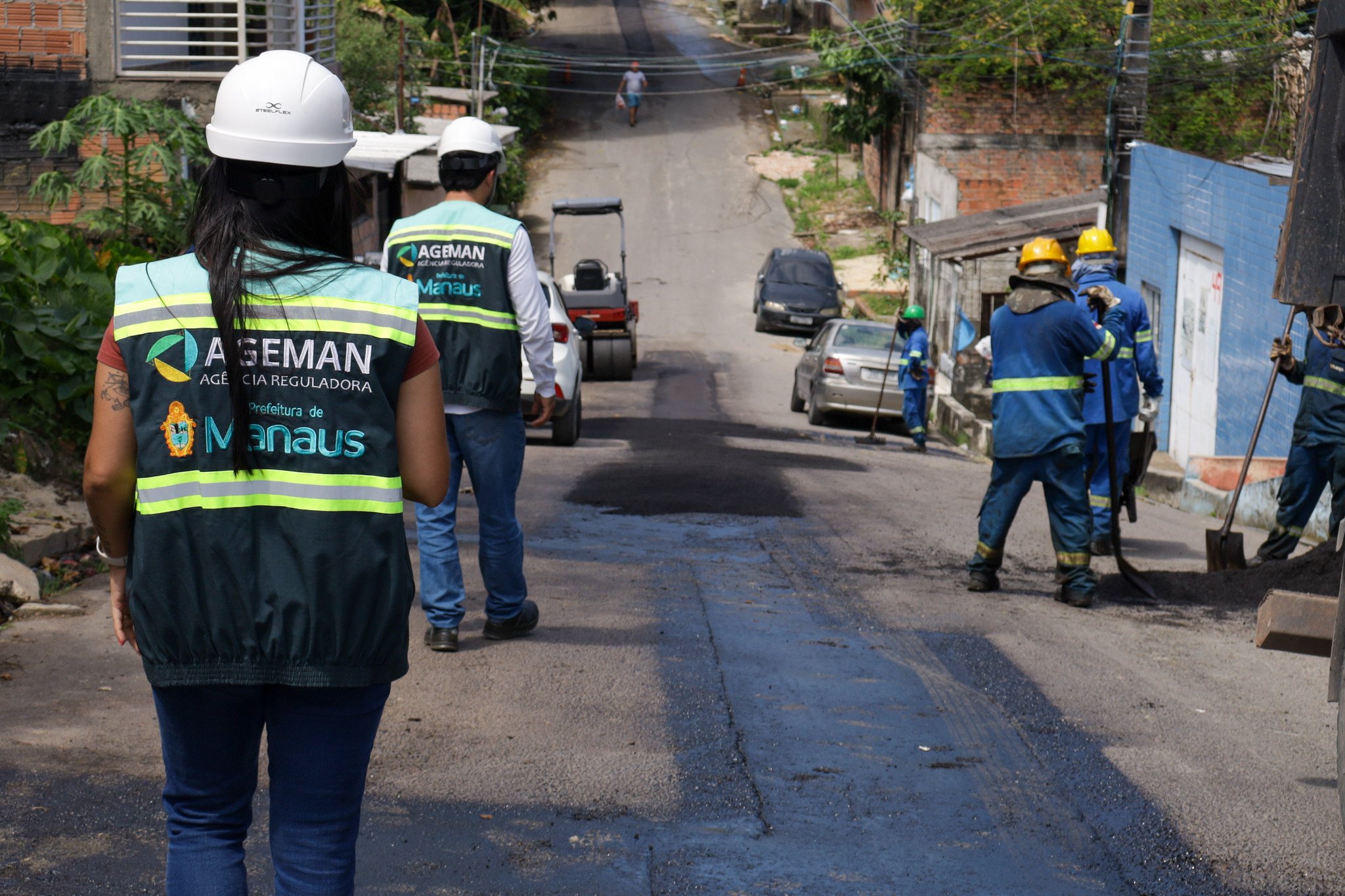 Ageman pune Águas de Manaus e intensifica fiscalização após rajada de falhas em asfalto na capital