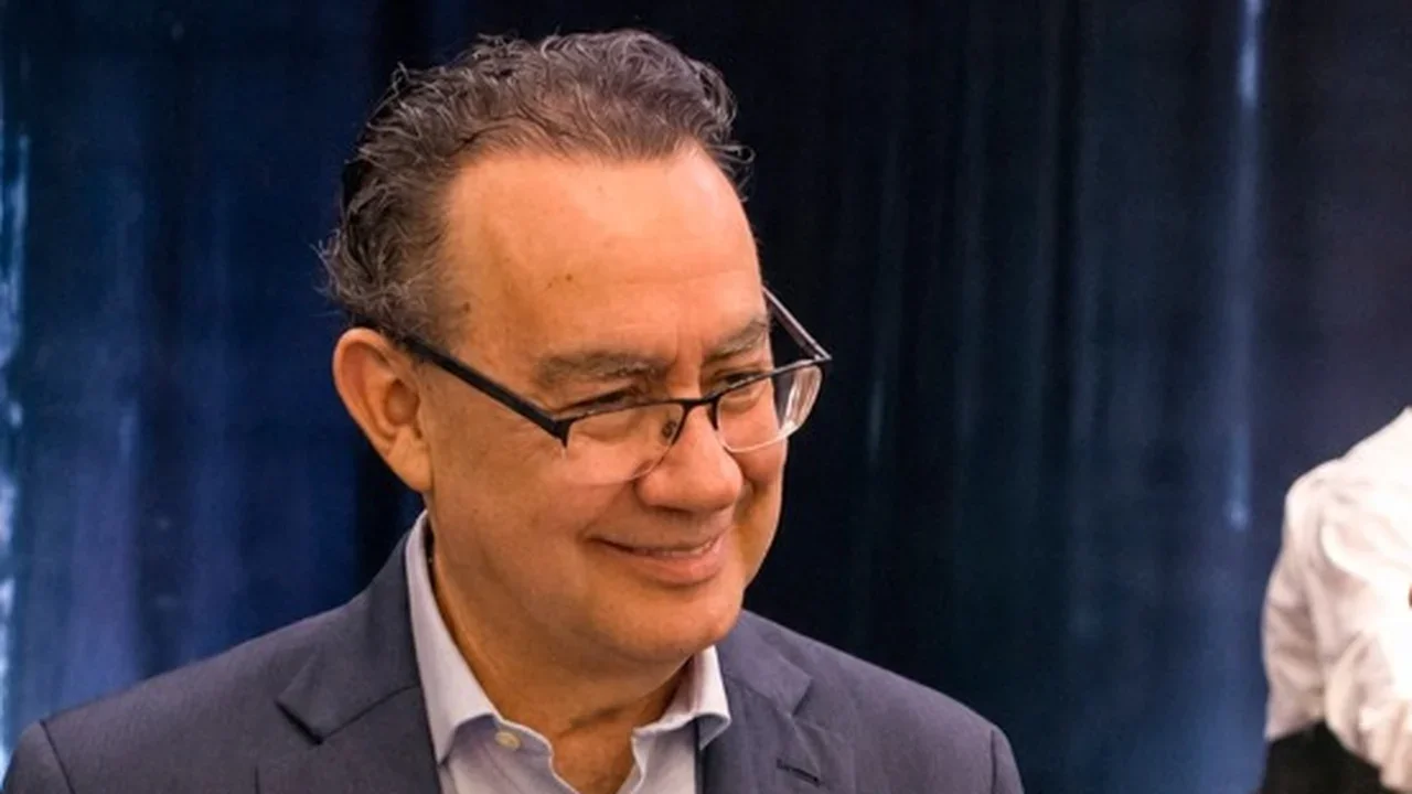 Augusto Cury dispara nas redes após debate e ultrapassa 10 milhões de seguidores