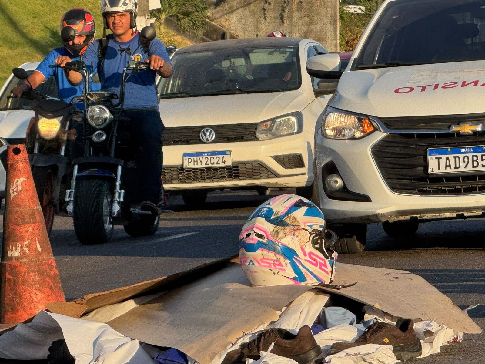 Industriário morre após sofrer mal súbito, invadir pista contrária e ser atropelado em Manaus