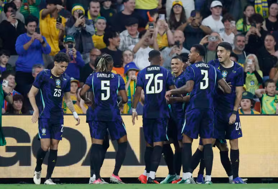 Com estreias e virada, Seleção Brasileira vence a Austrália por 4 a 2 em amistoso