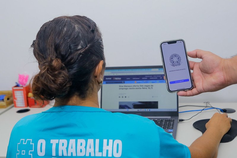 Sine oferta 911 vagas de emprego no comércio, indústria e serviço nesta segunda-feira