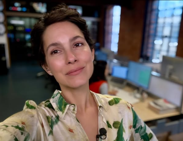 Cecília Malan se despede de escritório da Globo em Londres após 20 anos