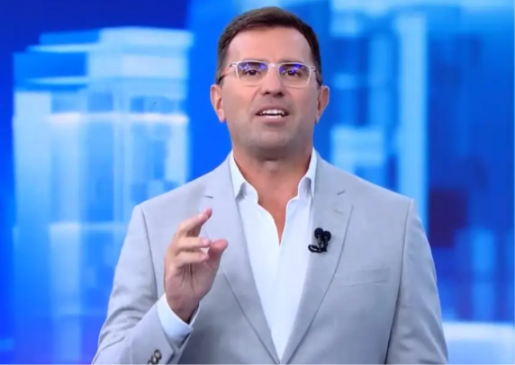 Bocardi acusa SBT de usá-lo como “cortina de fumaça” e cita marido de Patrícia Abravanel