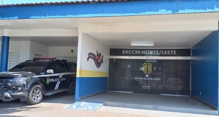 Marido é preso após agredir a esposa e tentar escapar na Cidade de Deus