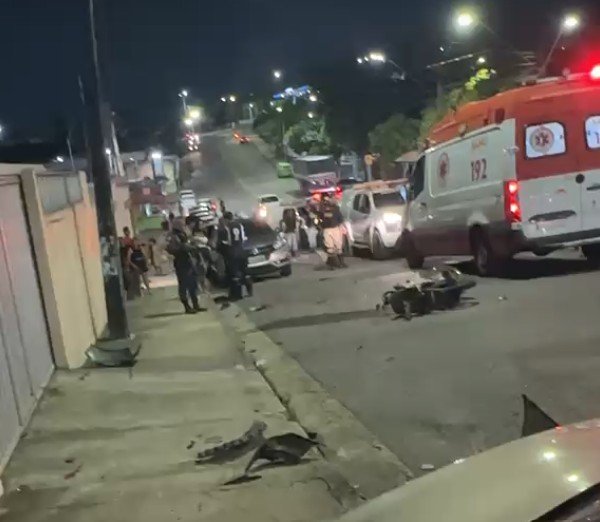 Motociclista morre ao ter perna decepada em acidente no Novo Aleixo; motorista fugiu