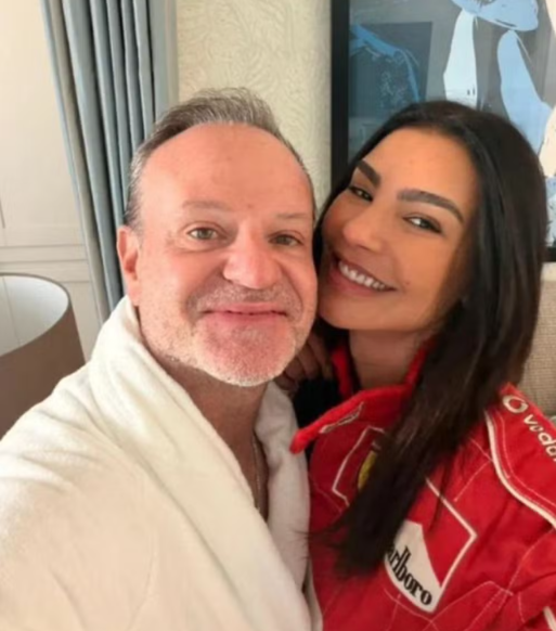 Cintia Chagas e Rubens Barrichello terminam namoro em menos de 1 mês