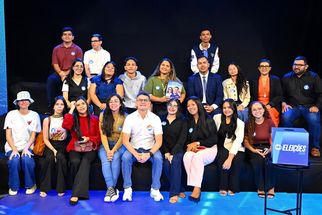 David Almeida defende fortalecimento da UEA e capacitação profissional de jovens