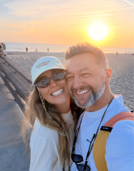 Lucas Lima mostra chamego com a namorada em viagem