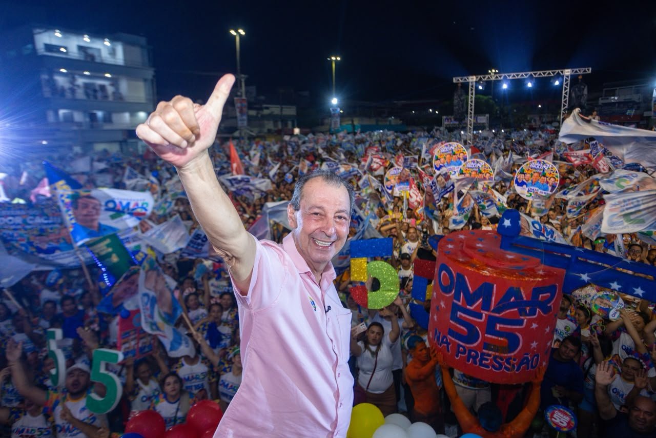 Omar Aziz visita obras e apresenta propostas durante agenda em Tefé e Alvarães