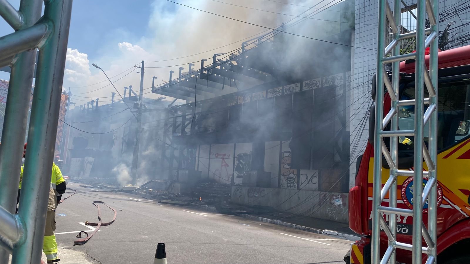 Prefeitura confirma que estruturas do festival Sou Manaus estão intactas após incêndio
