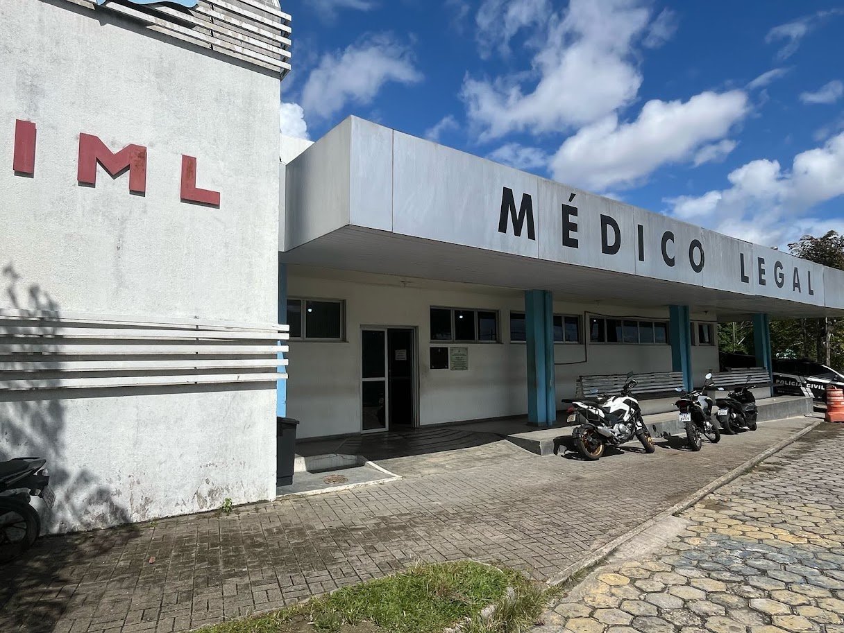 Homem é espancado até a morte em rua no Centro de Manaus