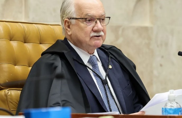 Fachin rejeita unificação e mantém controle sobre casos de Moraes e Mendonça