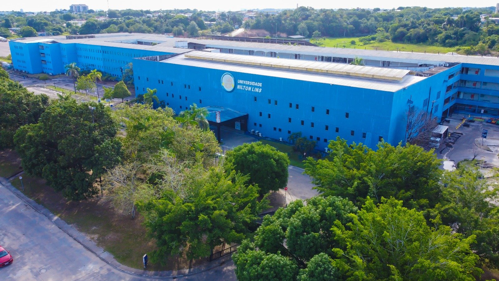 Programa Bolsa Universidade: Universidade Nilton Lins disponibiliza milhares de bolsas