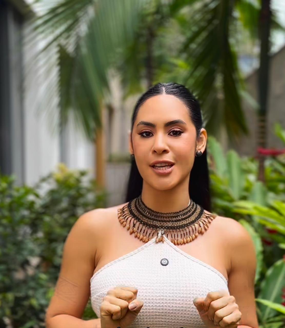 Isabelle Nogueira mostra bumbum GG e comemora resultado de procedimento