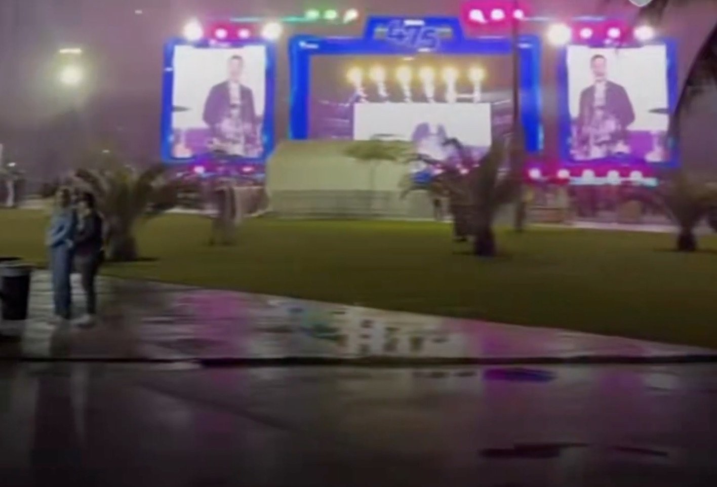 Show gratuito de Michel Teló em Vitória tem praça vazia e vídeos viralizam nas redes