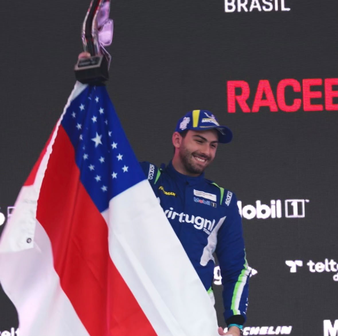 Amazonense Moura Neto vai ao pódio e supera teste de fogo em Interlagos