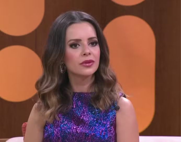 Sandy revela pressão para mostrar rosto do filho e desabafa: “Paguei um preço alto”
