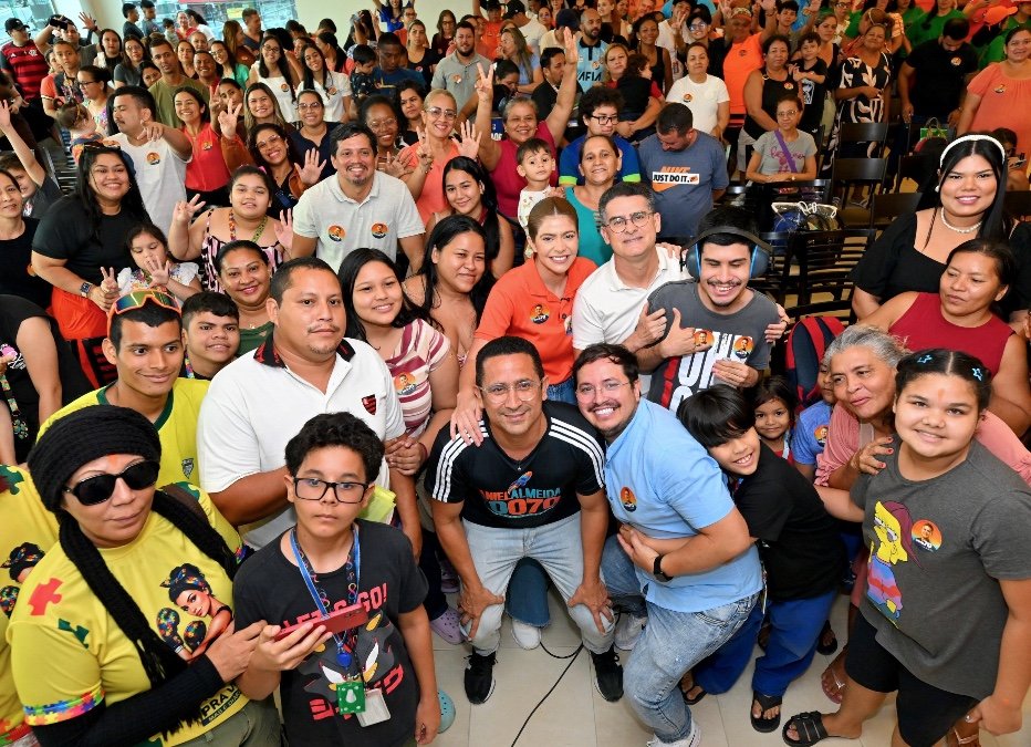 David Almeida promete ampliar apoio à saúde mental de mães atípicas no Amazonas