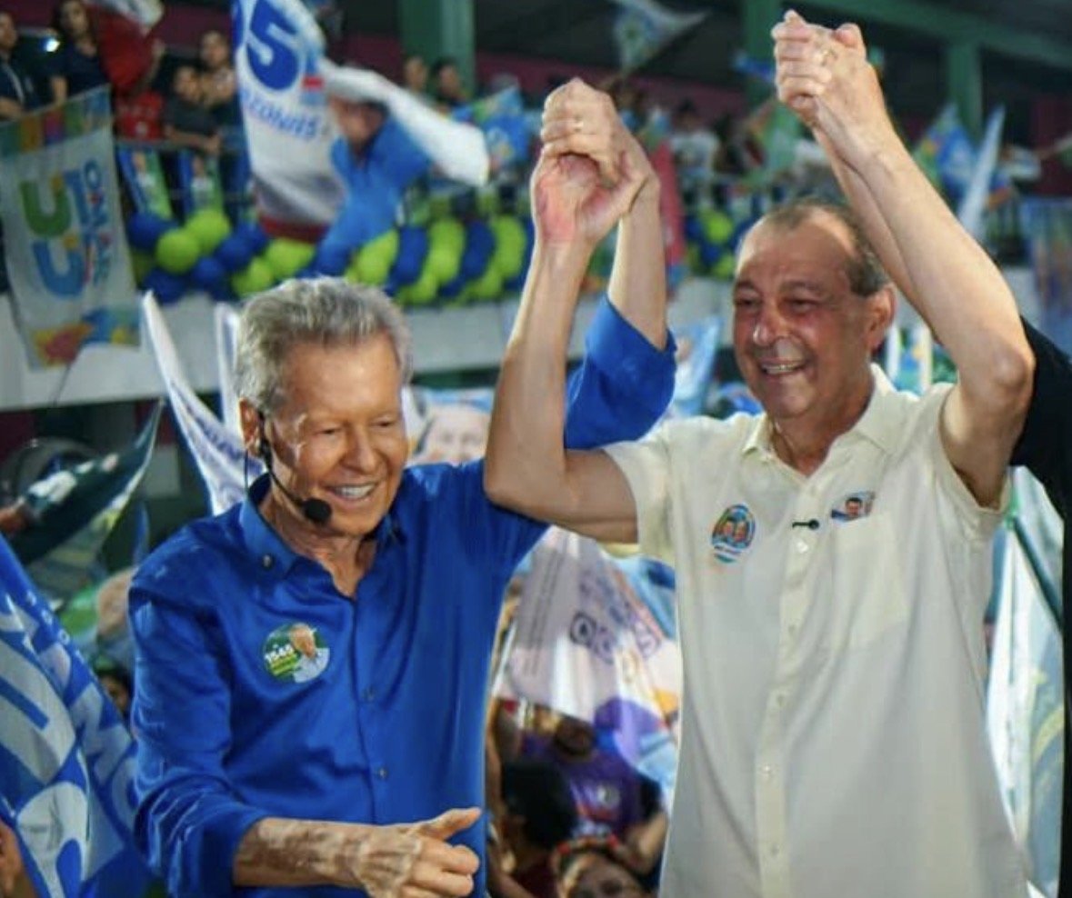 Arthur Virgílio reúne lideranças no Praça 14 e reafirma compromisso com o Amazonas
