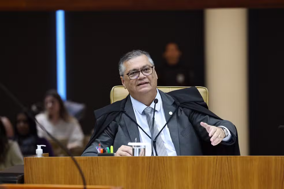 Dino manda PF investigar ataques religiosos após polêmica sobre Nossa Senhora Aparecida