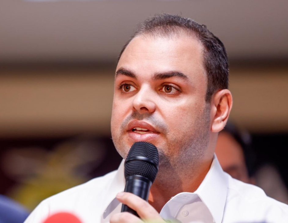 Roberto Cidade projeta reestruturação administrativa e cortes de contratos para o governo a partir de 2027