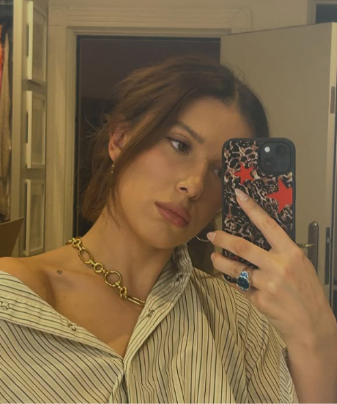 Millie Bobby Brown confirma adoção e publica foto com segundo filho