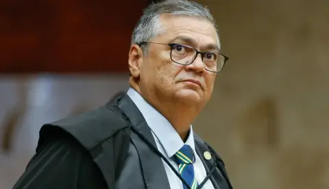 Flávio Dino derruba afastamento e reintegra Andrei Rodrigues ao comando da PF