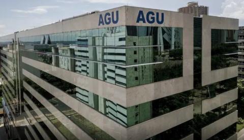 AGU recorre ao STF para reverter afastamento do diretor-geral da PF determinado por Mendonça