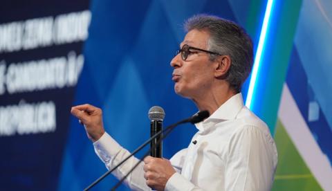 Zema afirma que Senado está 'acovardado' diante de crise no STF