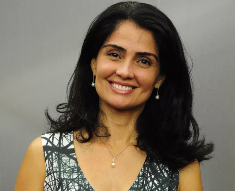 Atriz Patrícia França volta às novelas da Globo após 11 anos