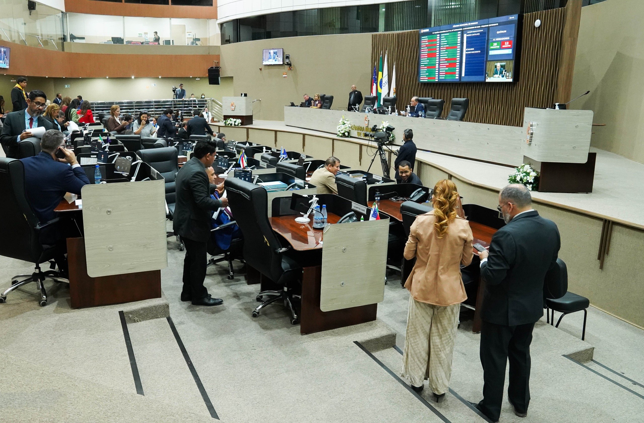 Avança na CMM projeto que obriga câmeras em veículos escolares