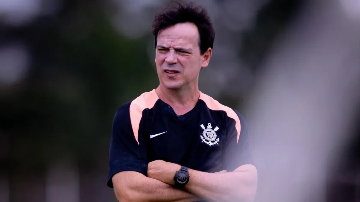 Corinthians chega à Argentina com sete desfalques para enfrentar o Estudiantes
