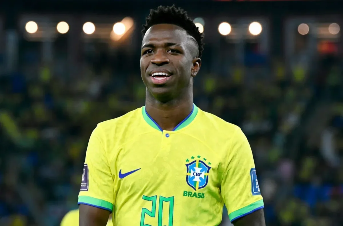 Vini Jr. lidera trio brasileiro na disputa pela Bola de Ouro 2026