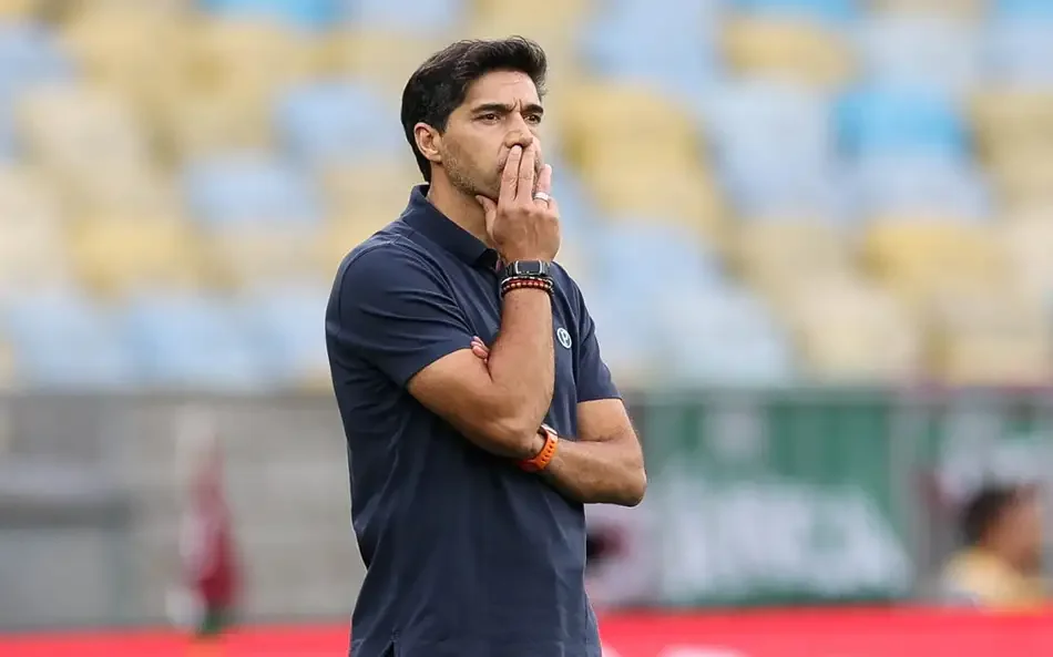 Abel Ferreira entra no radar do Sporting para possível retorno a Portugal