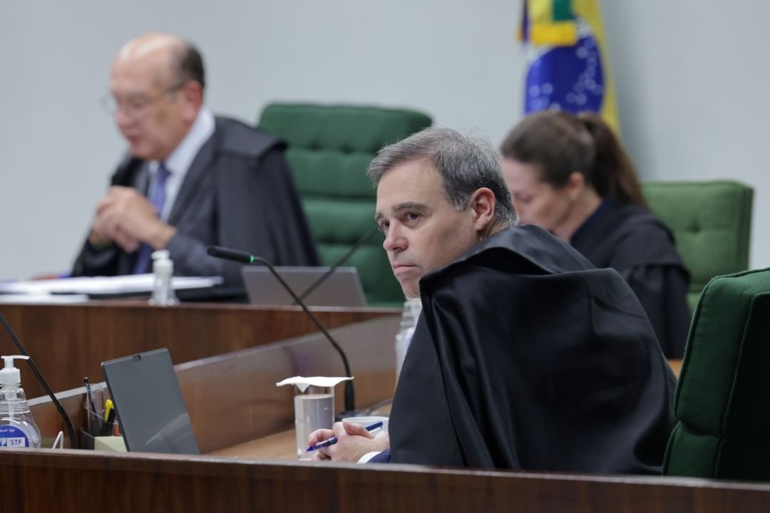 “Leviano” e “covarde”: Gilmar e Mendonça protagonizam novo barraco no STF