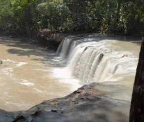 Fiscalização investiga possível assoreamento na Cachoeira Natal após água ficar barrenta