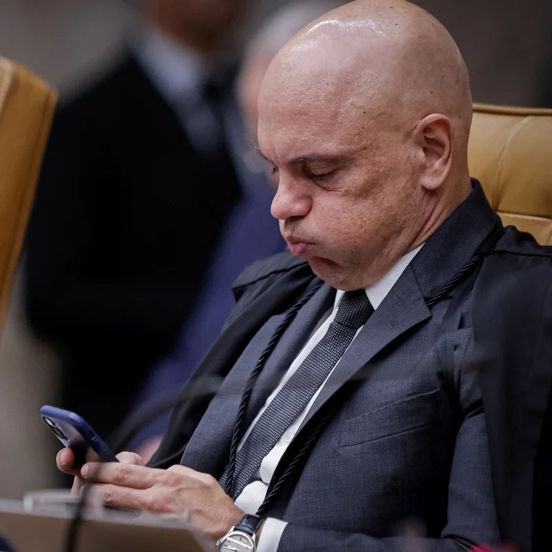 André Mendonça pede sessão “pública e transparente” no Plenário para analisar a investigação contra Alexandre de Moraes