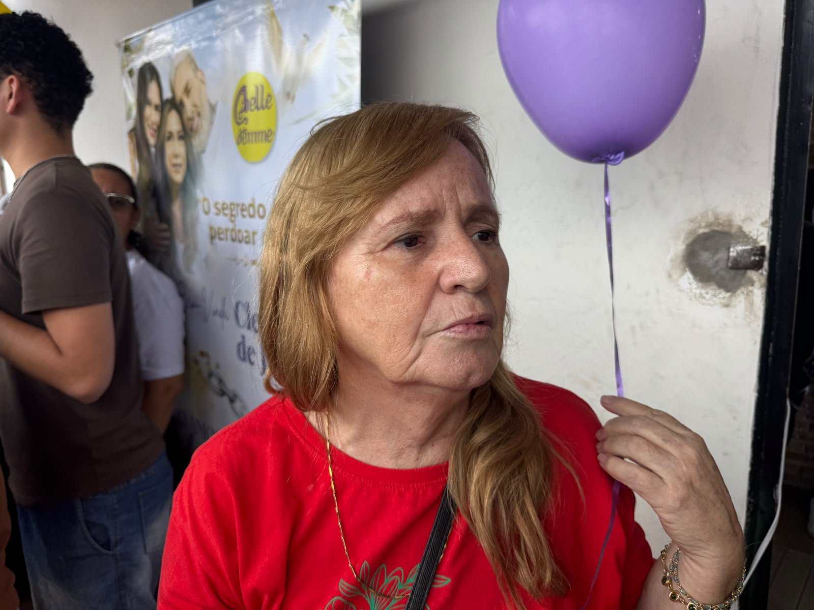 Vídeo: Mãe de personal revela que Cleusimar paga faculdade do filho e advogados de detentas