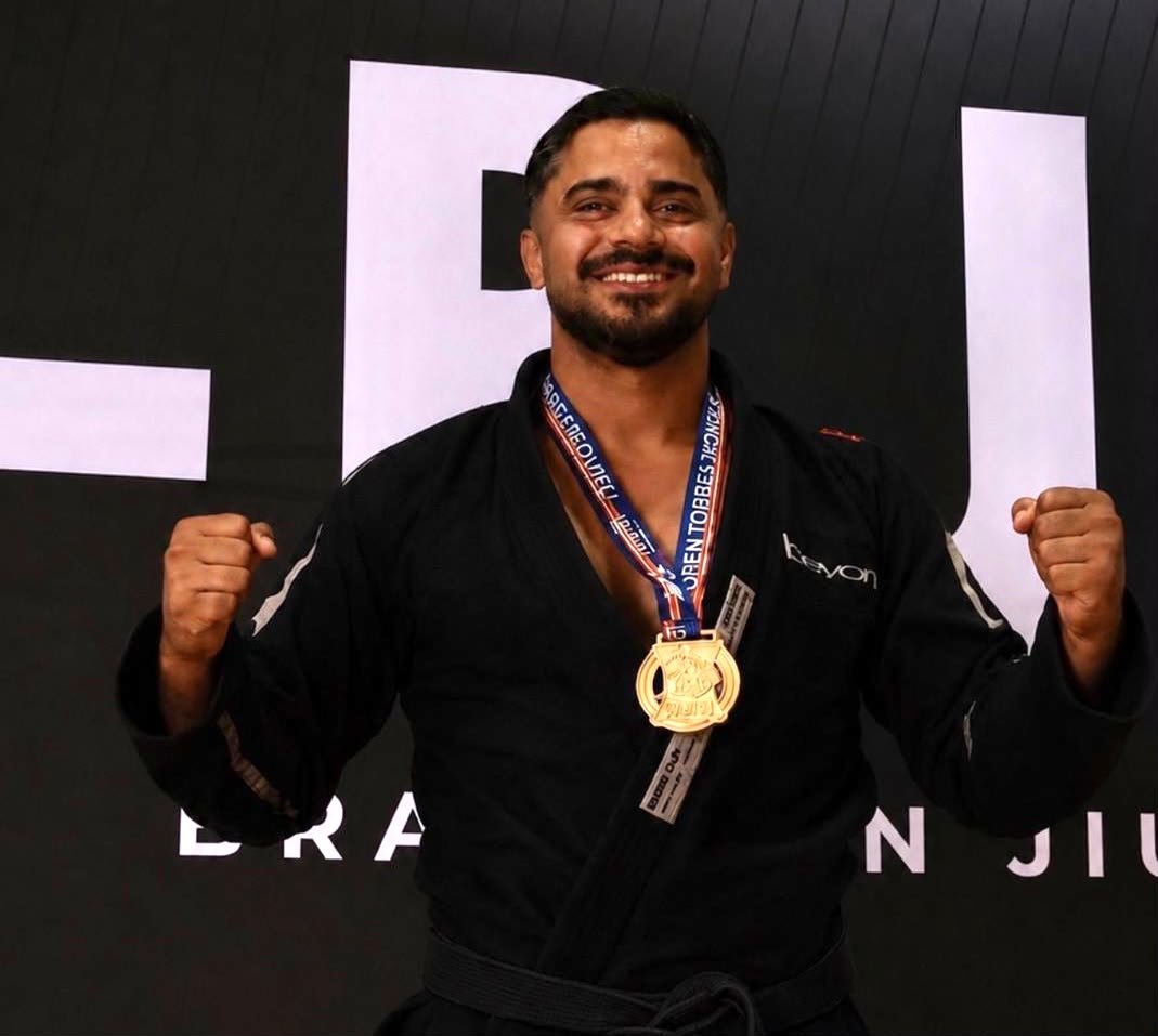Da periferia de Manaus para o topo da Europa: faixa-preta amazonense transforma vidas através do Jiu-Jitsu