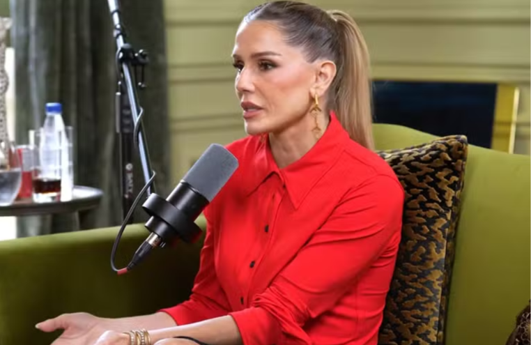 Deborah Secco diz que levou bronca na Globo por ir trabalhar de biquíni