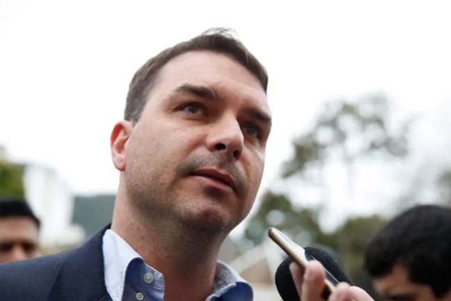 Agenda Presidencial: Flávio Bolsonaro participa de sabatina da TV Globo nesta noite